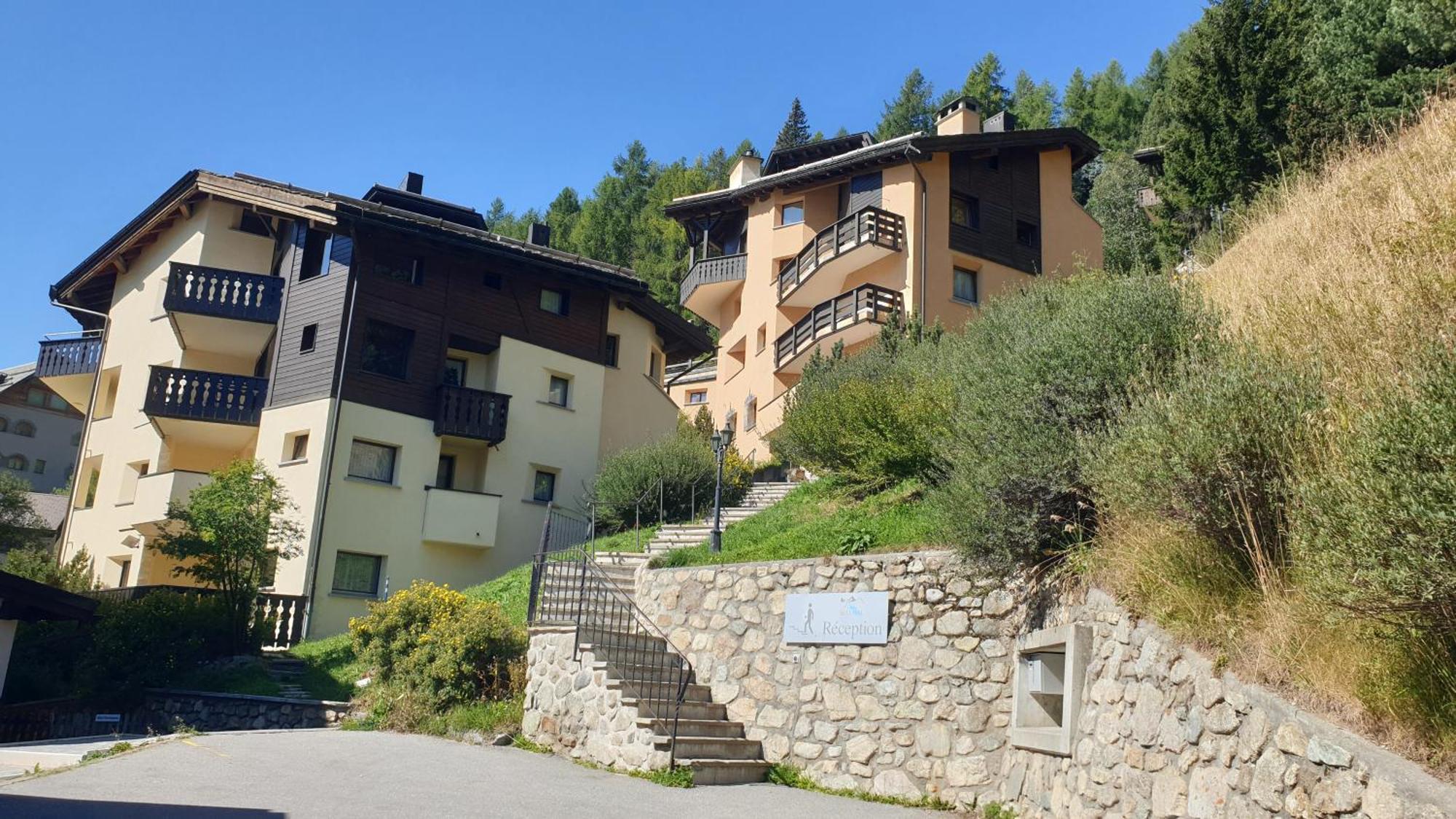 Aparthotel Chesa Bellaval Silvaplana Exterior photo